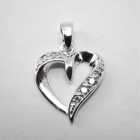 Open Heart w/CZs Rhodiumplate Pendant - Click Image to Close